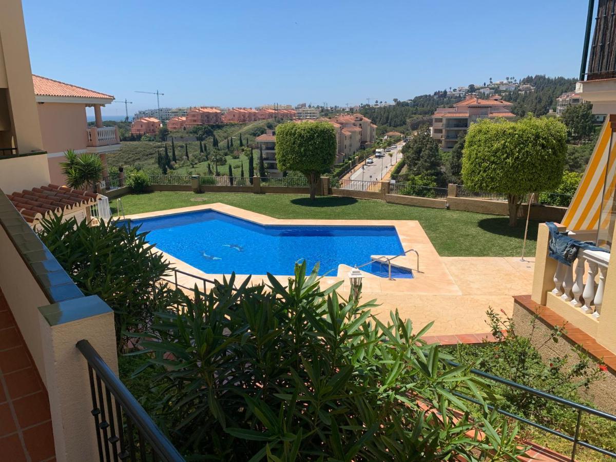 Apartamento Con Jardin Y Piscina En El Faro De Calaburras La Cala De Mijas Luaran gambar